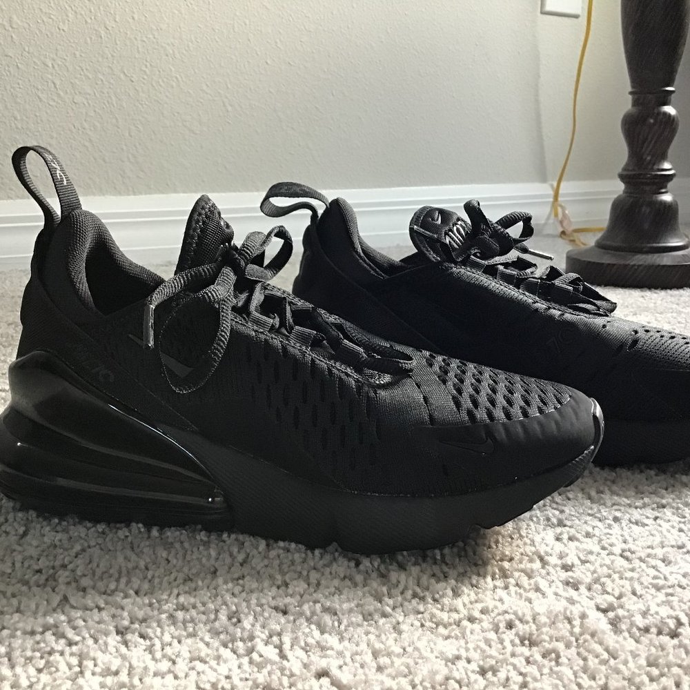 Nike Air Max 270 kids size 5